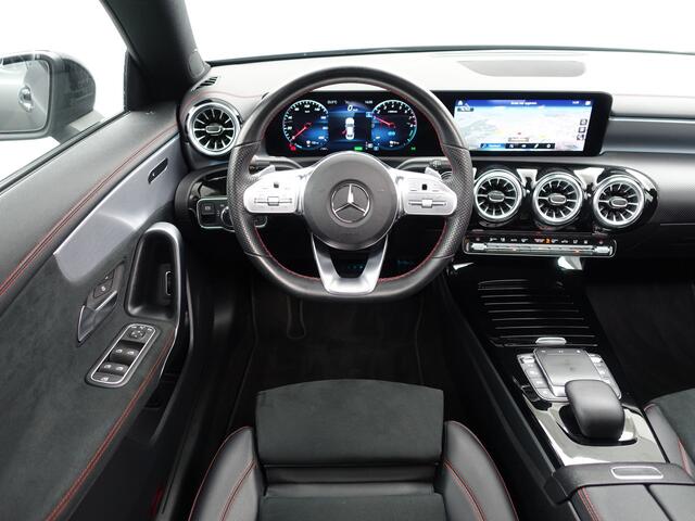 Mercedes-Benz CLA-KLASSE 250 e AMG Edition Aut- Panodak, Xenon Led, Sfeerverlichting, Alcantara Sportinterieur