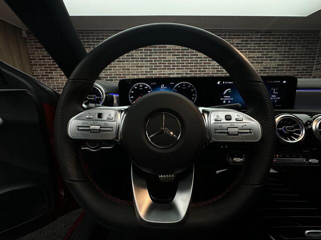 Mercedes-Benz CLA-KLASSE 250 e Premium Plus AMG Line Panorama Led