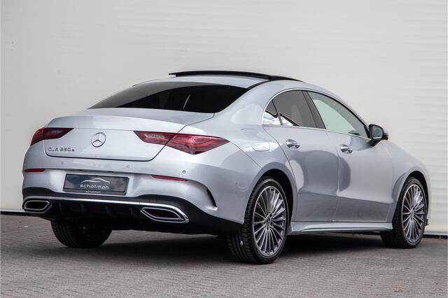 Mercedes-Benz CLA-KLASSE 250 e AMG Facelift, Panorama, Burmester, Memory, Sfeerverlichting, Hybrid 2024