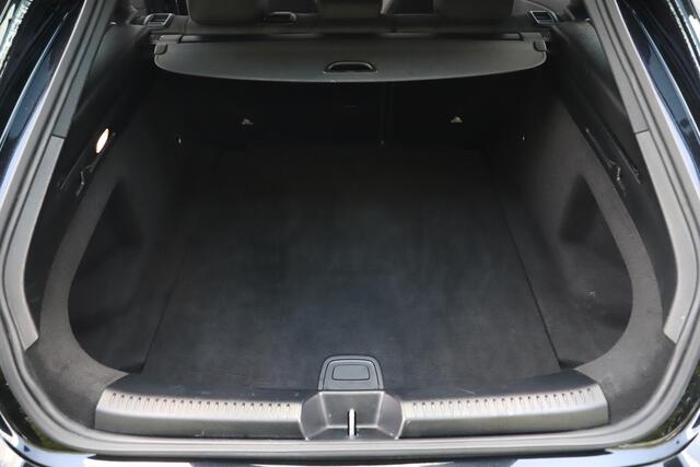Mercedes-Benz CLA-KLASSE Shooting Brake 180 Business Solution Automaat Panoramadak Widescreen Full LED Stoelverwarming Navigatie Achteruitrijcamera Clima Cruise Control