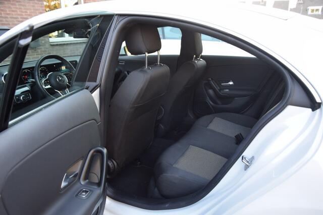 Mercedes-Benz CLA-KLASSE 180 BUSINESS LINE