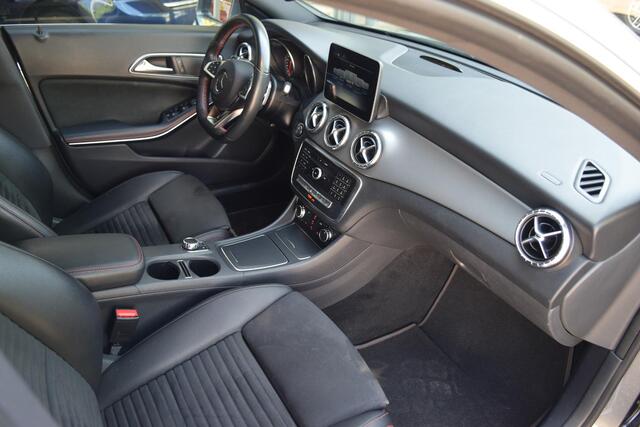 Mercedes-Benz CLA-KLASSE Shooting Brake 180 Bus Sol AMG autm. Org NL met Stoelvw/GrNav/Cam