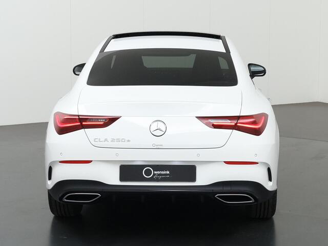 Mercedes-Benz CLA-KLASSE 250 e Business Solution AMG | Nightpakket | Multibeam led verlichting | Keyless Go | Panoramaschuifdak |
