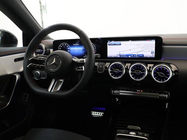 Mercedes-Benz CLA-KLASSE 250 e Business Solution AMG | Nightpakket | Multibeam led verlichting | Keyless Go | Panoramaschuifdak |