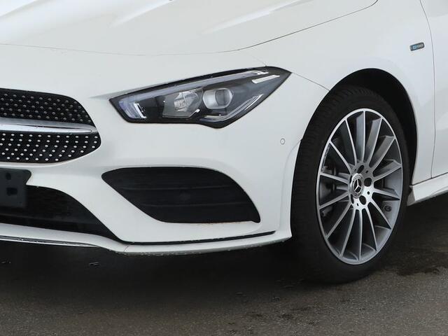 Mercedes-Benz CLA-KLASSE Shooting Brake 250 e AMG Plug-In Hybride | AMG Line | LED koplampen | 19 AMG LM Velgen | Sfeerverlichting | Achteruitrijcamera | Inclusief 24 maanden MB Certified garantie voor Europa.