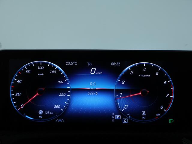 Mercedes-Benz CLA-KLASSE 200 Business Solution | Led Koplampen | Spiegelpakket | Achteruitrijcamera | Stoelverwarming voor | Inclusief 24 maanden Mercedes-Benz Certified garantie voor Europa.