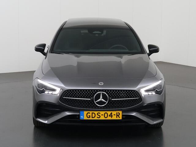 Mercedes-Benz CLA-KLASSE Shooting Brake 250 e AMG Line | Panoramadak | Multibeam | Sfeerverlichting | Stoelverwarming |