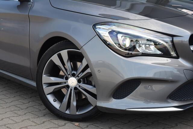 Mercedes-Benz CLA-KLASSE Shooting Brake 180 Business Edition | Camera | Led | 18 Inch |