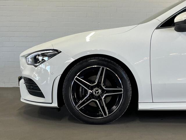 Mercedes-Benz CLA-KLASSE Shooting Brake 180 AMG Open dak | Trekhaak |