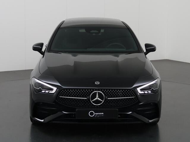 Mercedes-Benz CLA-KLASSE 180 Star Edition AMG Line Plus