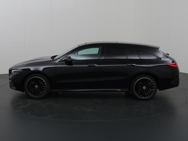 Mercedes-Benz CLA-KLASSE 250 e Shooting Brake Star Edition AMG Line | Panoramaschuifdak | MULTIBEAM LED | Nightpakket | Sfeerverlichting | Multispaak Velgen