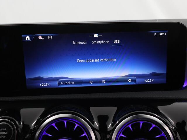 Mercedes-Benz CLA-KLASSE 250 e Shooting Brake 250 e Star Edition AMG Line | Panoramaschuifdak | MULTIBEAM LED | Nightpakket | Sfeerverlichting | Multispaak Velgen