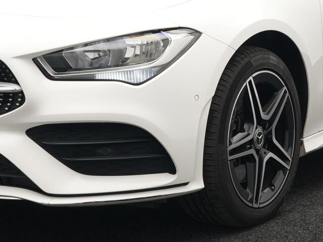 Mercedes-Benz CLA-KLASSE Shooting Brake 250 e AMG Plug In Hybrid 218PK PHEV | Navigatie | Sfeerverlichting | Alcantara Sportstoelen | DAB