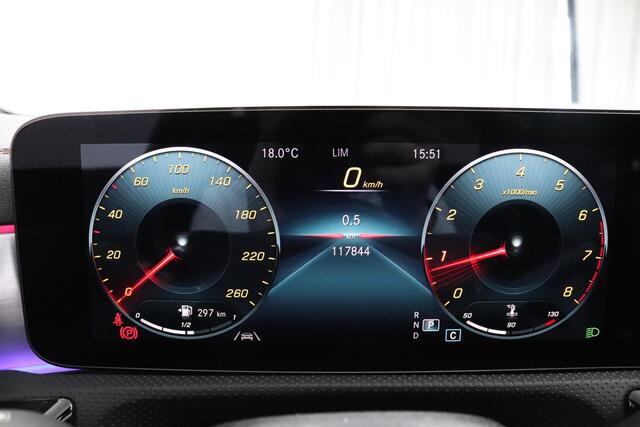 Mercedes-Benz CLA-KLASSE 200 Business Solution AMG Panoramadak | Sfeerverlichting| MultiBeam LED
