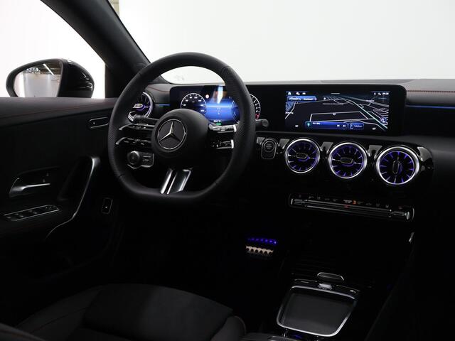 Mercedes-Benz CLA-KLASSE 250 e Star Edition AMG Line | Nightpakket |Multispaaks | HANDS-FREE ACCESS | Panoramaschuifdak |