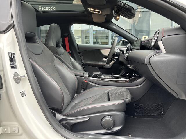Mercedes-Benz CLA-KLASSE AMG 35 4MATIC Premium Plus Pano|Burmester|Camera|Leder