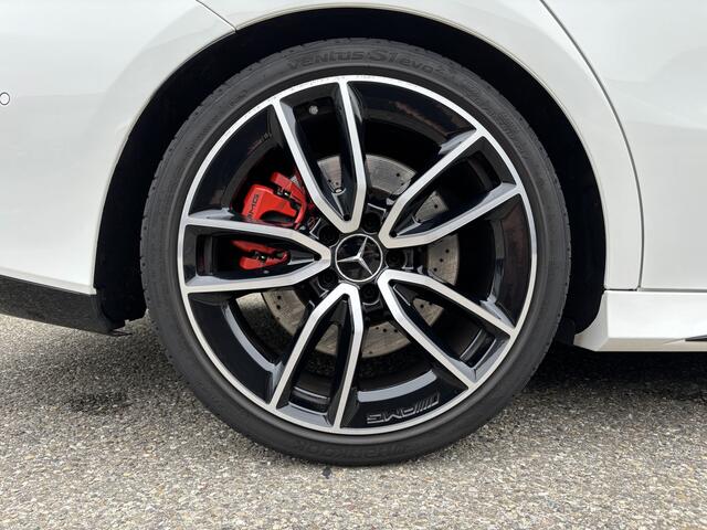 Mercedes-Benz CLA-KLASSE AMG 35 4MATIC Premium Plus Pano|Burmester|Camera|Leder