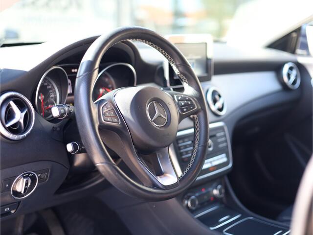 Mercedes-Benz CLA-KLASSE Shooting Brake 180 d Camera | Automaat | 18 inch lichtmetalen velgen