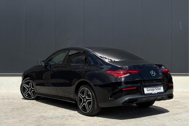 Mercedes-Benz CLA-KLASSE 250e Premium Plus - Widescreen - Stoelverwarming - Dodehoek - LED - Sfeerverlichting - Rijklaar