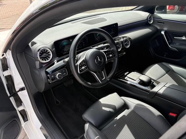 Mercedes-Benz CLA-KLASSE Shooting Brake 250 e Business Line | Navi | Virtual Cockpit | Cruise | 70.191 km Dealeronderhouden