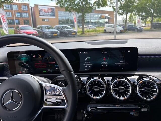Mercedes-Benz CLA-KLASSE Shooting Brake 250 e Business Line | Navi | Virtual Cockpit | Cruise | 70.191 km Dealeronderhouden