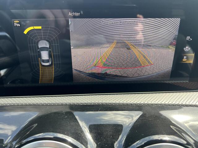 Mercedes-Benz CLA-KLASSE 220 4MATIC AMG Pano Burmester BTW