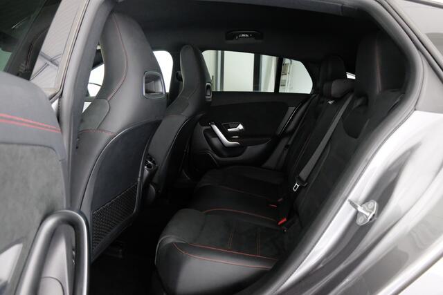 Mercedes-Benz CLA-KLASSE Shooting Brake 200 Advantage | orig NED | CAMERA | CARPLAY |
