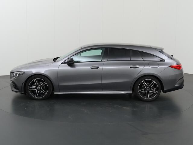 Mercedes-Benz CLA-KLASSE Shooting Brake 180 Premium Plus | AMG | Night | Trekhaak | Sfeerverlichting | Stoelverwarming | Achteruitrijcamera |