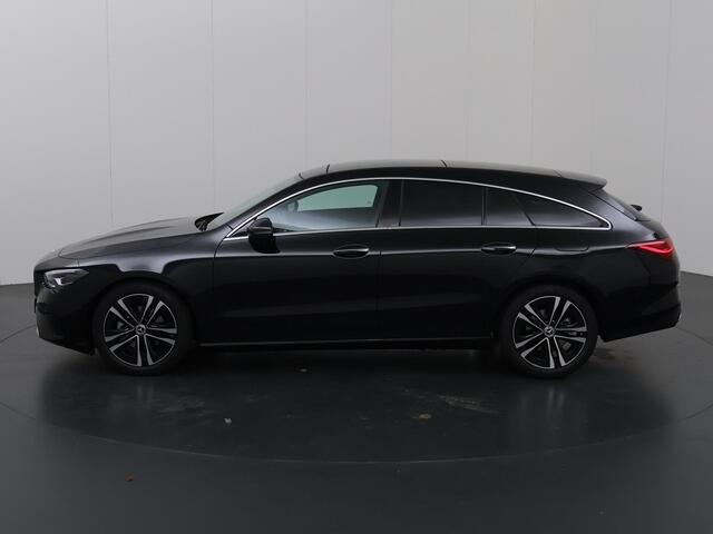 Mercedes-Benz CLA-KLASSE Shooting Brake 180 Star Edition Luxury Line | Keyless | Widescreen | Panoramadak | LED