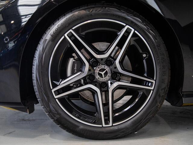 Mercedes-Benz CLA-KLASSE Shooting Brake 180 Star Edition Panorama dak | Trekhaak