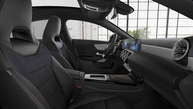 Mercedes-Benz CLA-KLASSE Coupé 180 Star Edition AMG Line Limited Panorama dak