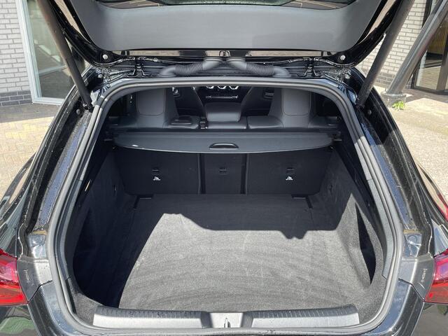 Mercedes-Benz CLA-KLASSE Shooting Brake 180 | AMG | Keyless | Sfeerverlicht