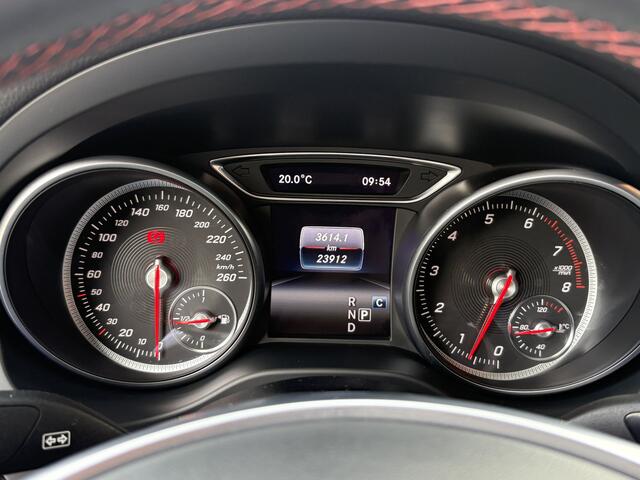 Mercedes-Benz CLA-KLASSE 180 Business Solution AMG | Stoelverwarming | Climate Control | Navigatie | Camera |