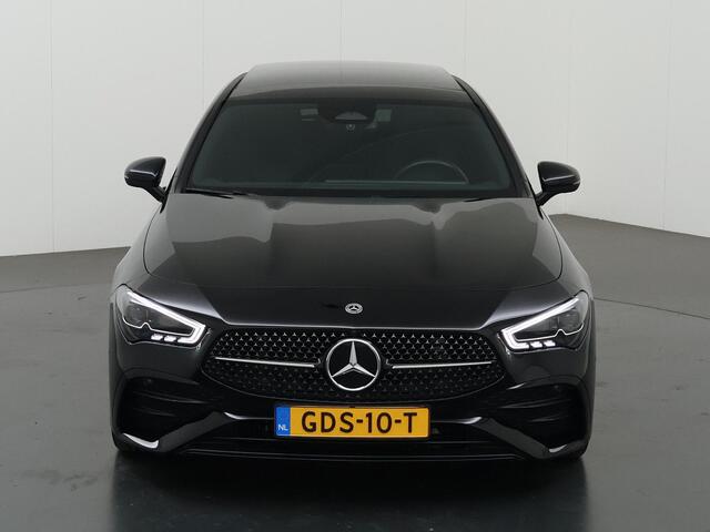 Mercedes-Benz CLA-KLASSE Shooting Brake 180 Star Edition AMG NIGHT | Panoramadak | Dodehoekassitent | Apple Carplay | MultiBeam LED | Sfeerverlichting | Stoelverwarming |