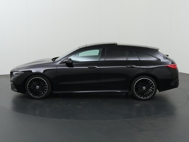 Mercedes-Benz CLA-KLASSE Shooting Brake 180 Star Edition AMG NIGHT | Panoramadak | Dodehoekassitent | Apple Carplay | MultiBeam LED | Sfeerverlichting | Stoelverwarming |
