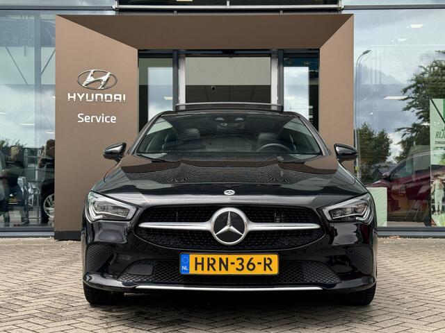 Mercedes-Benz CLA-KLASSE Shooting Brake 250 e Business Plus AMG-line | Panoramadak | Leder | Plug-in Hybrid | 218pk