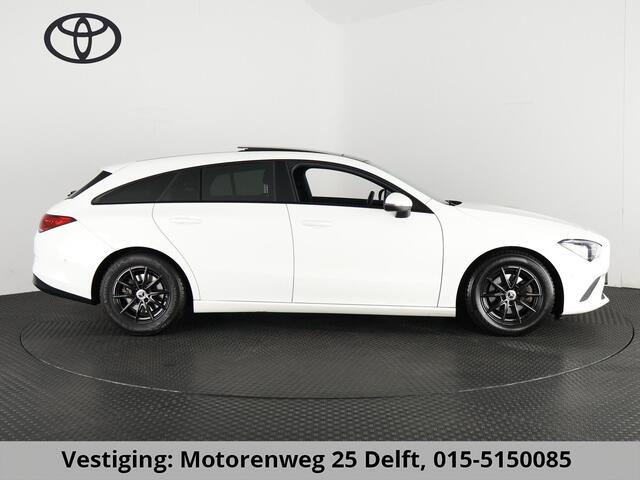 Mercedes-Benz CLA-KLASSE SHOOTING BRAKE 180 BUSINESS AUTOM.NL AUTO 1e EIG BLACKLINE PANODAK. WIDESCREEN. GARANTIE TOT 2 JAAR*