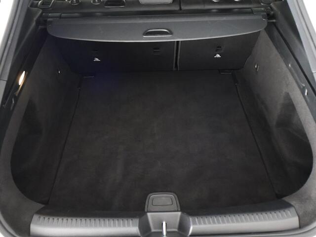 Mercedes-Benz CLA-KLASSE SHOOTING BRAKE 180 BUSINESS AUTOM.NL AUTO 1e EIG BLACKLINE PANODAK. WIDESCREEN. GARANTIE TOT 2 JAAR*