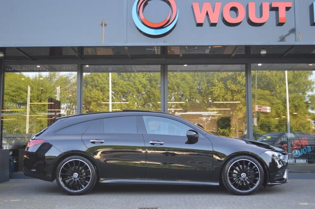 Mercedes-Benz CLA-KLASSE Shooting Brake 200 AMG Led Panorama Widescreen Sfeer Camera Night Pdc