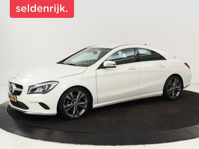 Mercedes-Benz CLA-KLASSE 180 Urban | Stoelverwarming | Sportstoelen | Navigatie | Park Assist | Full LED | Half leder | Cruise control | Airco | Bluetooth