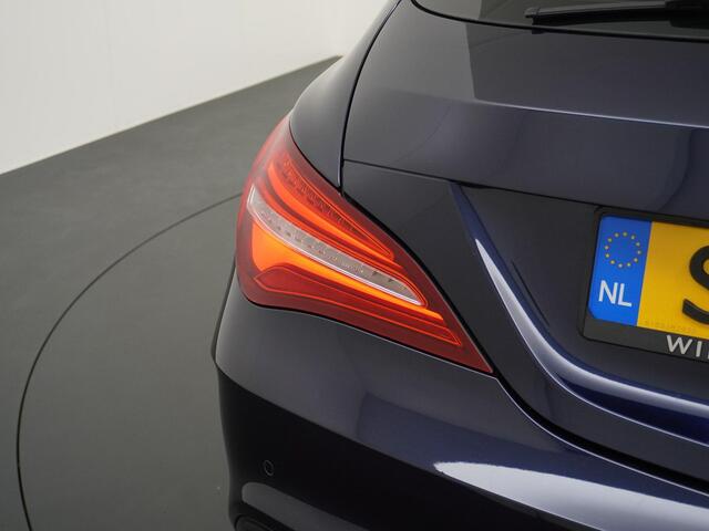 Mercedes-Benz CLA-KLASSE Shooting Brake 180 Business Solution AMG