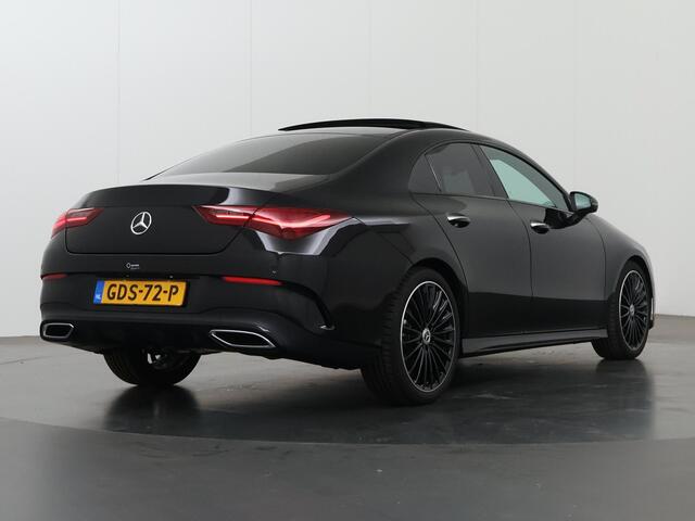 Mercedes-Benz CLA-KLASSE Coupé 180 AMG NIGHT Star Edition | Panoramadak | MultiBeam LED | Dodehoekassistent | Apple Carplay | Keyless Entry |