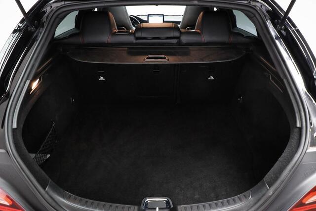 Mercedes-Benz CLA-KLASSE Shooting Brake 180 | AUTOMAAT | PANORAMADAK | TREKHAAK AFN.
