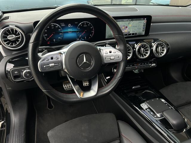 Mercedes-Benz CLA-KLASSE Shooting Brake 220 191pk | AMG-Line | Schuif-kanteldak | Burmester | Trekhaak elektrisch wegklapbaar