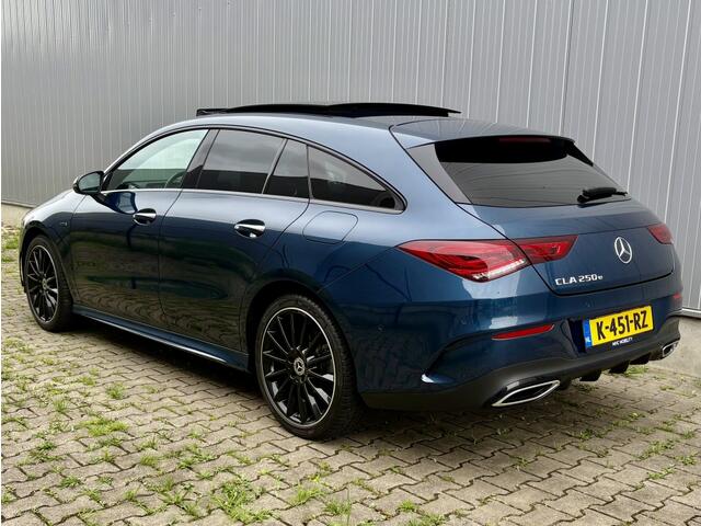 Mercedes-Benz CLA-KLASSE 250e AMG BUS. SOLUTION LIMITED PANODAK