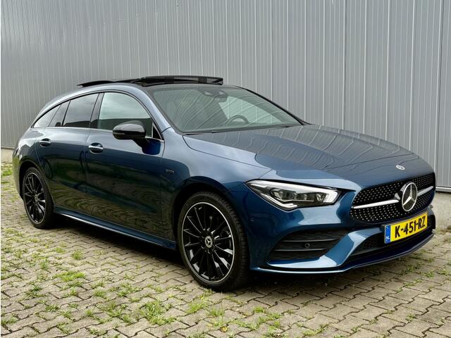 Mercedes-Benz CLA-KLASSE 250e AMG BUS. SOLUTION LIMITED PANODAK