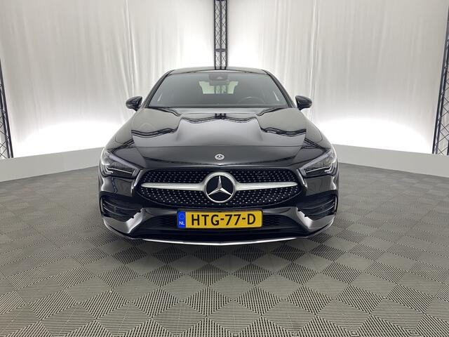 Mercedes-Benz CLA-KLASSE 250e Premium Plus AMG-line | Pano dak | Apple carplay | Parkassist | Stoelverwarming |