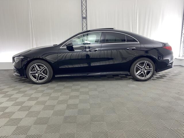 Mercedes-Benz CLA-KLASSE 250e Premium Plus AMG-line | Pano dak | Apple carplay | Parkassist | Stoelverwarming |