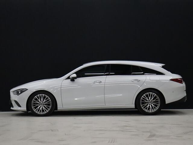 Mercedes-Benz CLA-KLASSE Shooting Brake 180 Luxury Line [SFEERVERLICHTING, CAMERA, WIDESCREEN, LED, STOELVERWARMING, PDC, HALF LEDER, CRUISE CONTROL, NIEUWSTAAT]