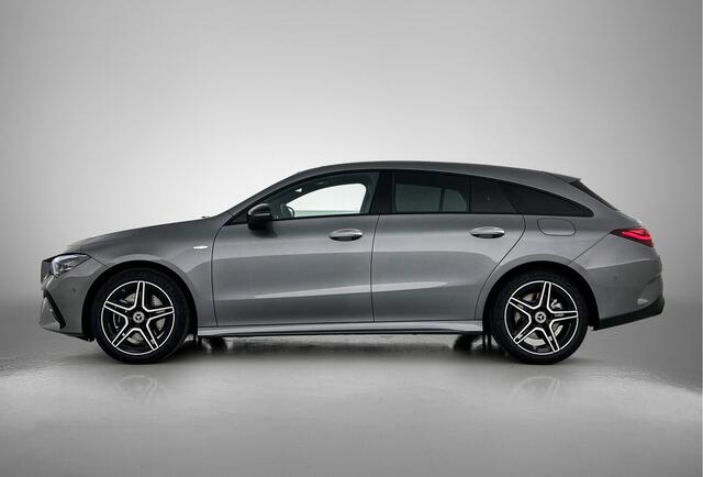 Mercedes-Benz CLA-KLASSE Shooting Brake 250 e Business Solution AMG | Trekhaak | Nightpakket | Parkeerpakket met achteruitrijcamera| KEYLESS-GO | EASY PACK achterklep | USB pakket plus | Sfeerverlichting | Draadloos oplaadsysteem voor Smartphone| Stoelverwarming voor |
